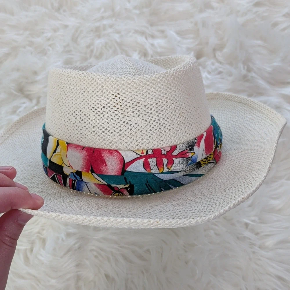 Vintage Chi Chi Collection by Bollman Cream Straw Tropical Fedora Hat CCH 1004